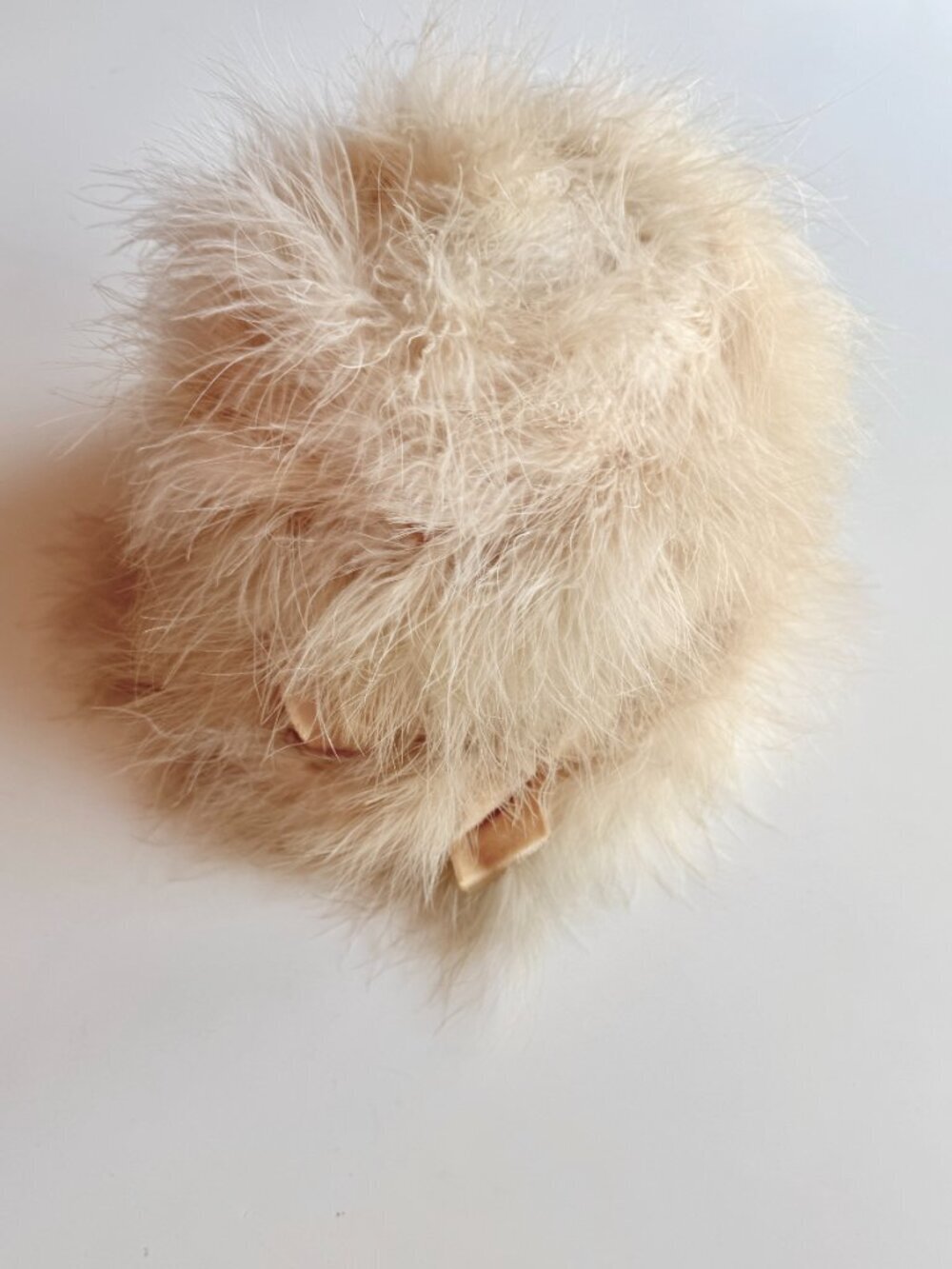 Vintage Beige Ostrich Feather Velvet Bow Wool Felt Cloche Hat - Picture 7 of 16